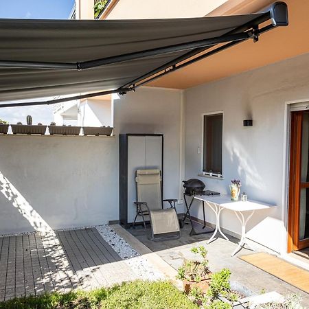 Mrb Real Estate - Maison Ludovica - Monolocale Moderno Con Giardino Frattocchie Exterior foto